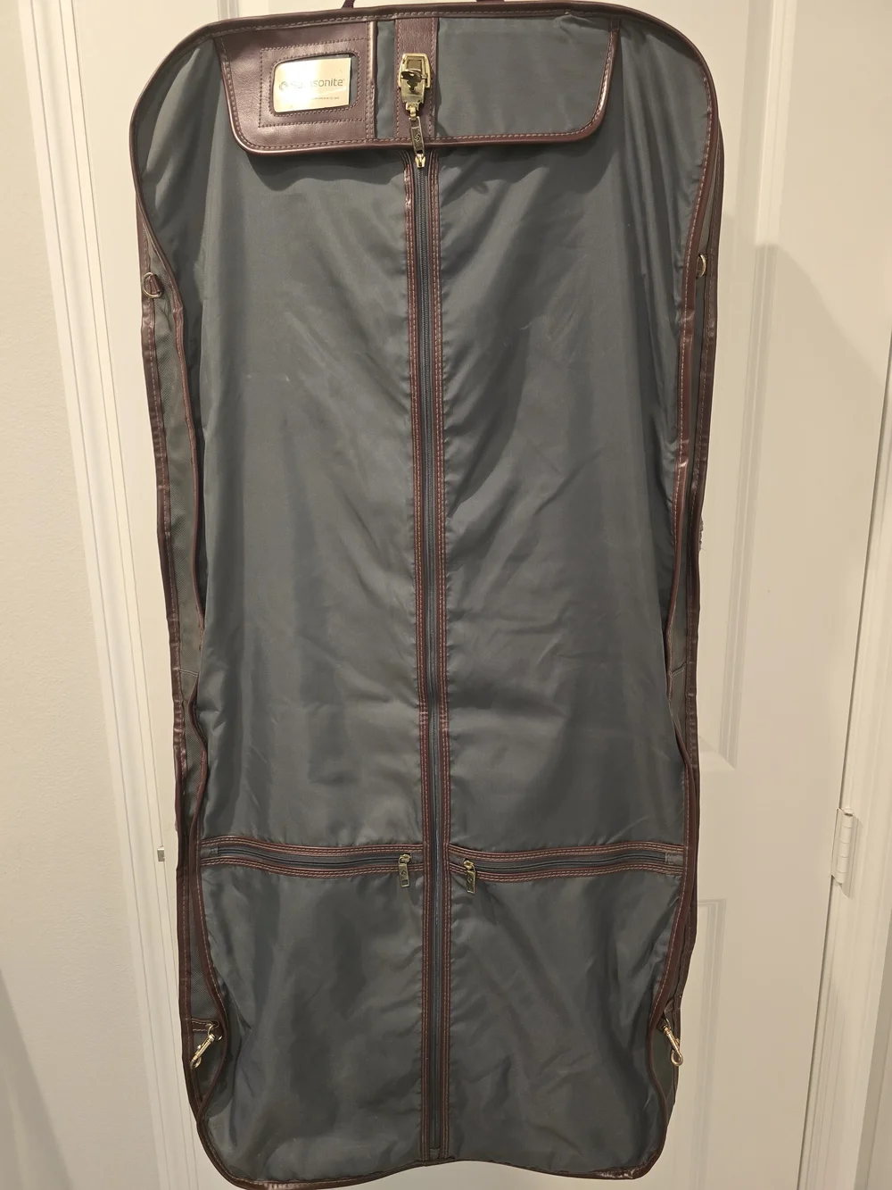 Vintage Samsonite Series 2100 Garment Bag Suit Travel Bag Lock Key Strap 45